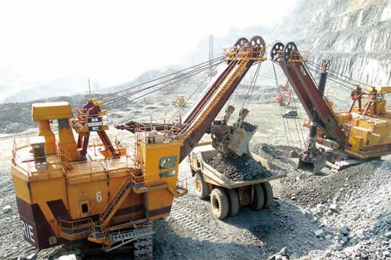 Mining and heavy machinery bearings